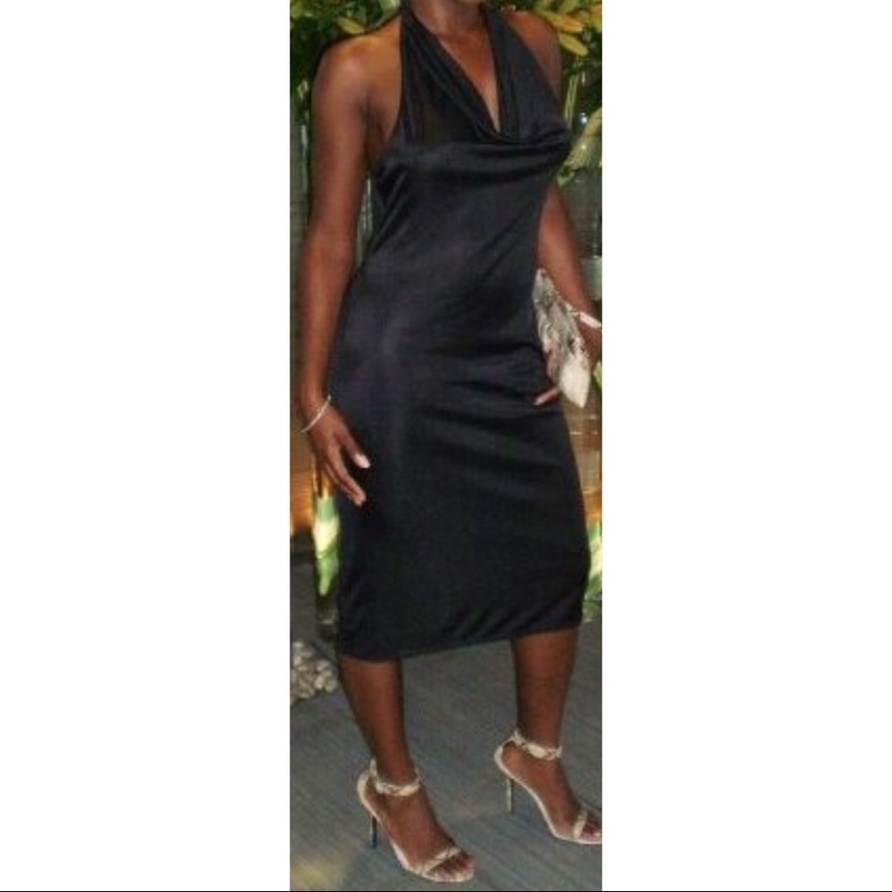 Backless dress